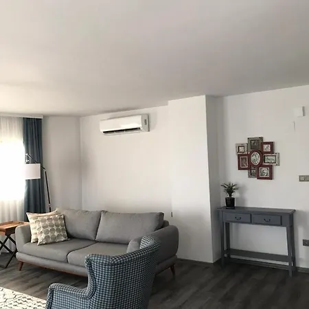 Apartmán Modern And Vibrant Apartment 7 Min To Marmaris Public Beach *
